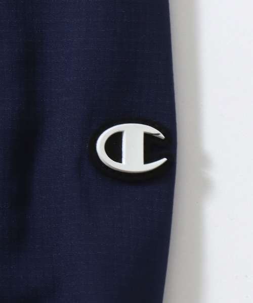 Champion（チャンピオン）の「Champion（チャンピオン）UVカット ストレッチ ブルゾンパーカー/ライトアウター/リラックスフィット（マウンテンパーカー・レディース・アイボリー/グレイッシュベージュ/グレイッシュブルー・M/L）」の15枚目の写真