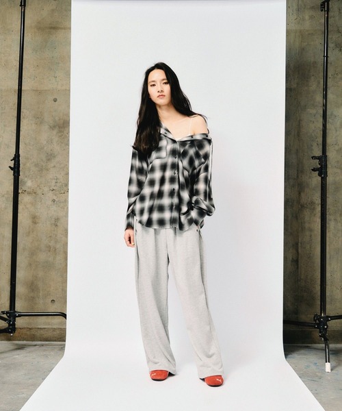 3.3 Field Trip （3.3フィールドトリップ）の「3.3 Field Trip／ハトメデザインスウェットパンツ（スウェットパンツ・レディース・ブラック/グレー/オートミール・FREE）」の6枚目の写真