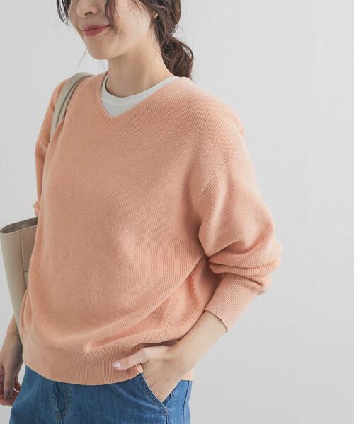 URBAN RESEARCH DOORS（アーバンリサーチドアーズ）の「コットン畦Vネックニット（ニット/セーター・レディース・ピンク/アイボリー/ライトブルー・FREE）」の11枚目の写真