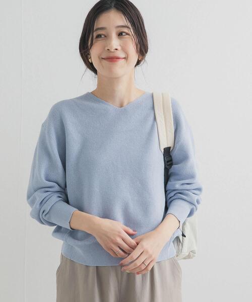 URBAN RESEARCH DOORS（アーバンリサーチドアーズ）の「コットン畦Vネックニット（ニット/セーター・レディース・ピンク/アイボリー/ライトブルー・FREE）」の18枚目の写真