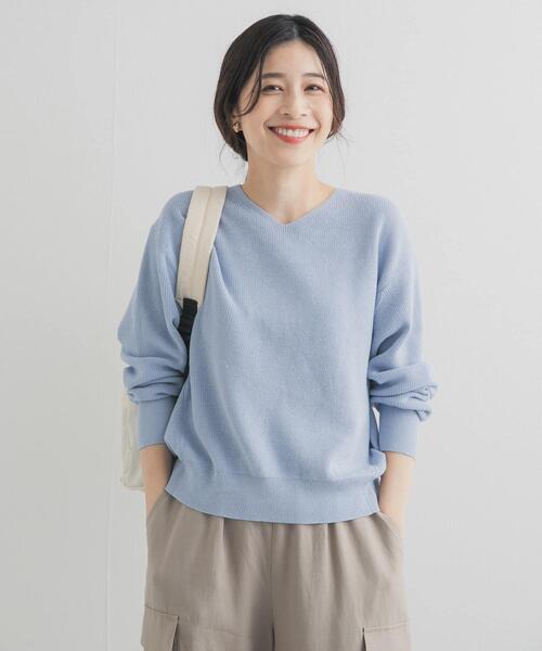 URBAN RESEARCH DOORS（アーバンリサーチドアーズ）の「コットン畦Vネックニット（ニット/セーター・レディース・ピンク/アイボリー/ライトブルー・FREE）」の19枚目の写真