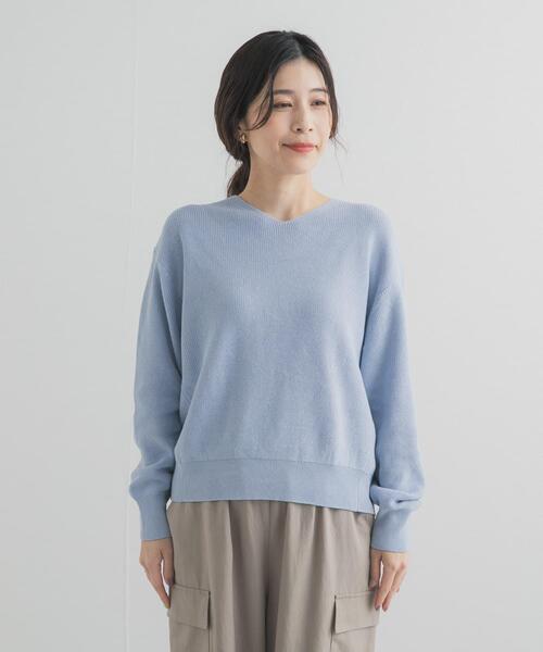 URBAN RESEARCH DOORS（アーバンリサーチドアーズ）の「コットン畦Vネックニット（ニット/セーター・レディース・ピンク/アイボリー/ライトブルー・FREE）」の22枚目の写真