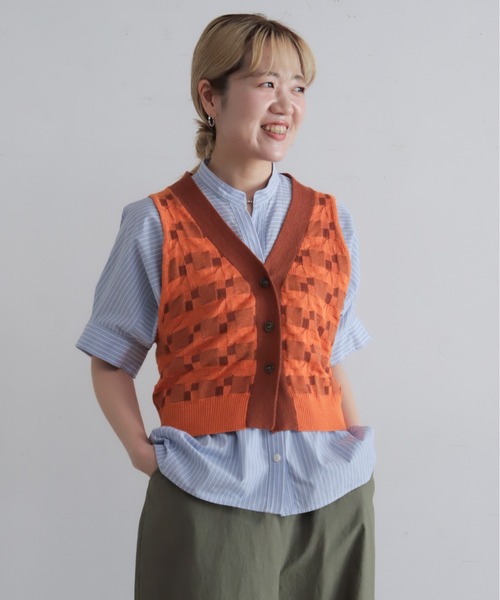 NOMBRE IMPAIR(ノンブルアンペール)の「綿麻ブロックジャガード ニットジレ(ベスト・レディース・オレンジ/チャコールグレー・FREE)」の16枚目の写真