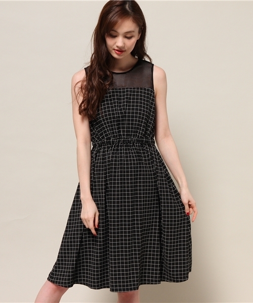 TATRAS CONCEPT STORE（タトラスコンセプトストア）の「HAN AHN SOON（ハンアンスン）チェックコンビワンピース（ワンピース・レディース・ホワイト/ブラック・FREE）」の11枚目の写真