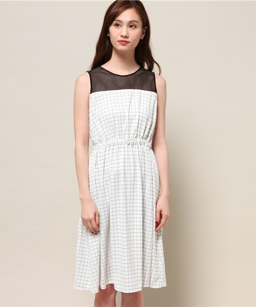 TATRAS CONCEPT STORE（タトラスコンセプトストア）の「HAN AHN SOON（ハンアンスン）チェックコンビワンピース（ワンピース・レディース・ホワイト/ブラック・FREE）」の3枚目の写真