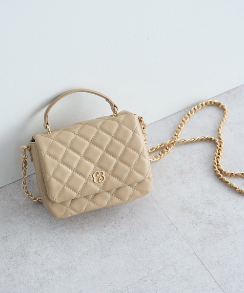 earth music&ecology（アースミュージックアンドエコロジー）の「2WAYチェーンコンパクトバッグ（ショルダーバッグ・レディース・アイボリー/ブラック/グリーン/ベージュ・FREE）」の4枚目の写真