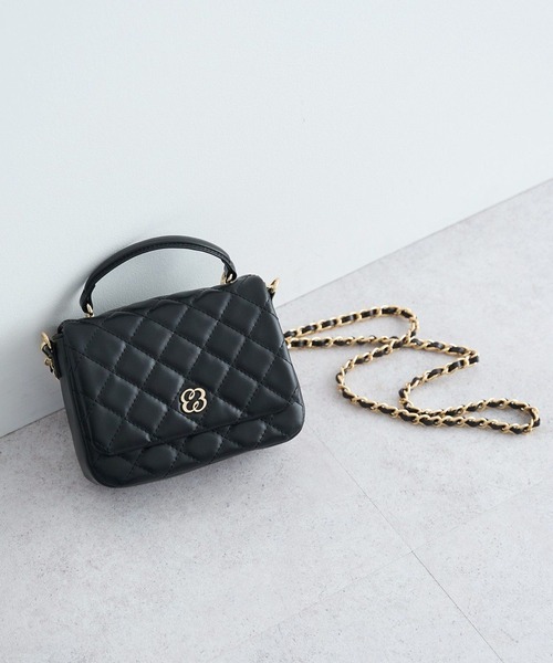 earth music&ecology（アースミュージックアンドエコロジー）の「2WAYチェーンコンパクトバッグ（ショルダーバッグ・レディース・アイボリー/ブラック/グリーン/ベージュ・FREE）」の3枚目の写真