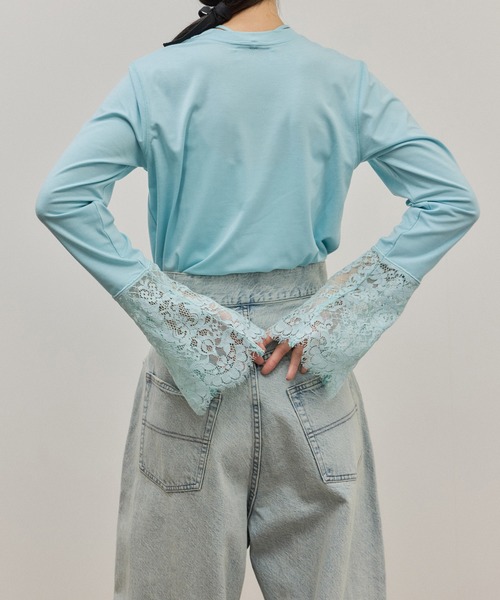 ADAM ET ROPE'（アダムエロペ）の「レースカフストップス（Tシャツ/カットソー・レディース・ホワイト/サックスブルー・FREE）」の8枚目の写真