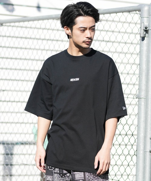 NEW ERA(ニューエラ)の「NEW ERA/ニューエラ 半袖 Tシャツ オーバーサイズド Overlap Logo パフォーマンスアパレル バックプリント 吸汗速乾(Tシャツ/カットソー・メンズ・ホワイト/ブラック・L/XL/XXL/M)」の7枚目の写真