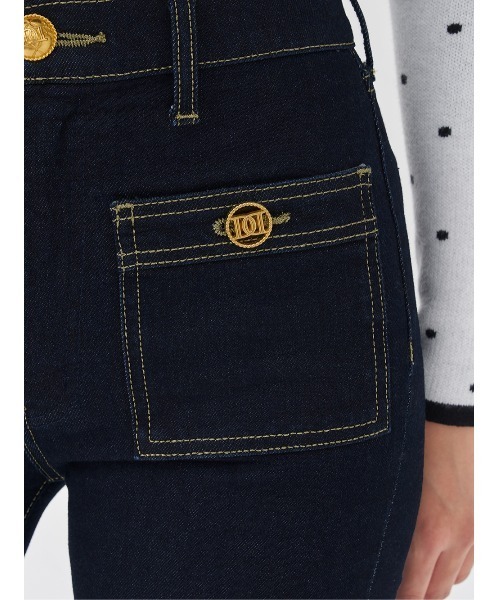 Darich(ダーリッチ)の「DDボタンロングフレアデニム(デニムパンツ・レディース・インディゴブルー/ホワイト・S/M/XS)」の12枚目の写真