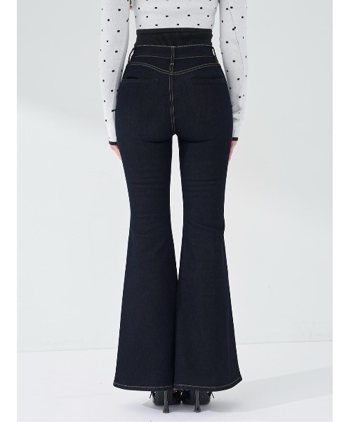 Darich(ダーリッチ)の「DDボタンロングフレアデニム(デニムパンツ・レディース・インディゴブルー/ホワイト・S/M/XS)」の15枚目の写真