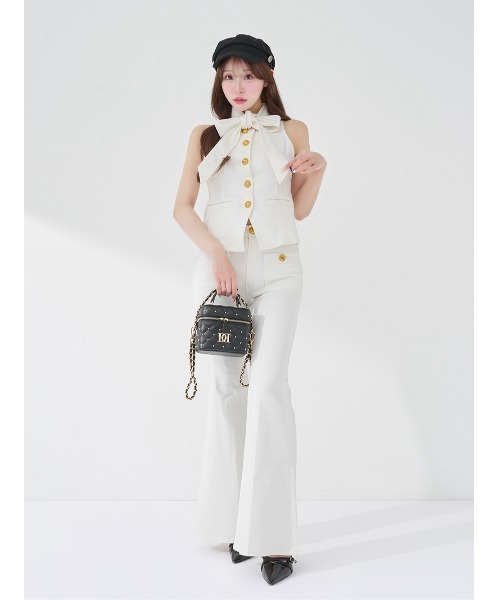 Darich(ダーリッチ)の「DDボタンロングフレアデニム(デニムパンツ・レディース・インディゴブルー/ホワイト・S/M/XS)」の9枚目の写真