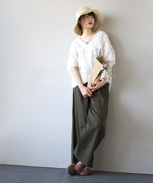 zootie（ズーティー）の「コットンスカラップレース Vネックボクシーブラウス（シャツ/ブラウス・レディース・オフホワイト・フリー）」の7枚目の写真