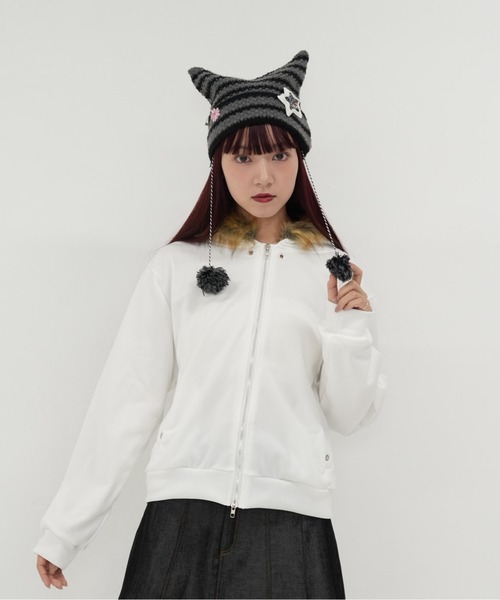 Uenui（ウニュイ）の「ファー パーカー（パーカー・レディース・ホワイト/ブラック・FREE）」の3枚目の写真