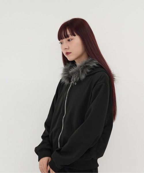 Uenui（ウニュイ）の「ファー パーカー（パーカー・レディース・ホワイト/ブラック・FREE）」の19枚目の写真