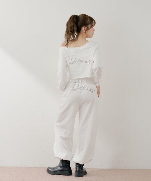 Chico（チコ）の「【セットアップ対応】バックロゴルーズスウェットパンツ（その他パンツ・レディース・ネイビー/グレー/アイボリー・FREE）」の6枚目の写真