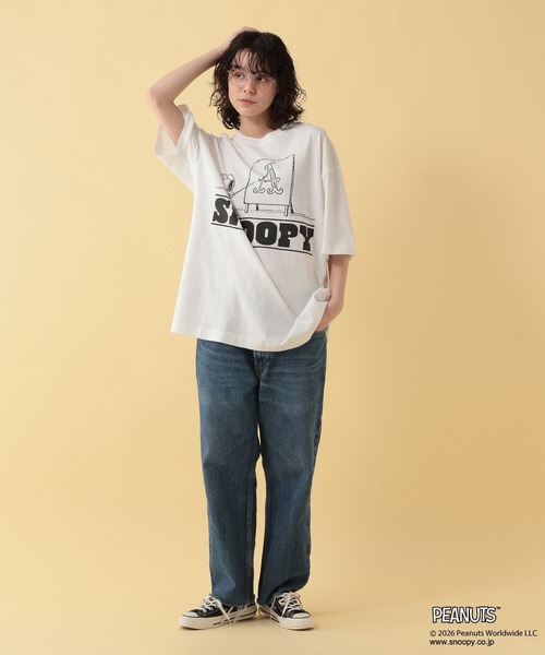 GEORGE'S(ジョージズ)の「【PEANUTS】スヌーピー加工プリントTシャツ【UNISEX】(Tシャツ/カットソー・メンズ・サックスブルー/ブラック/オフホワイト・LARGE/MEDIUM)」の5枚目の写真