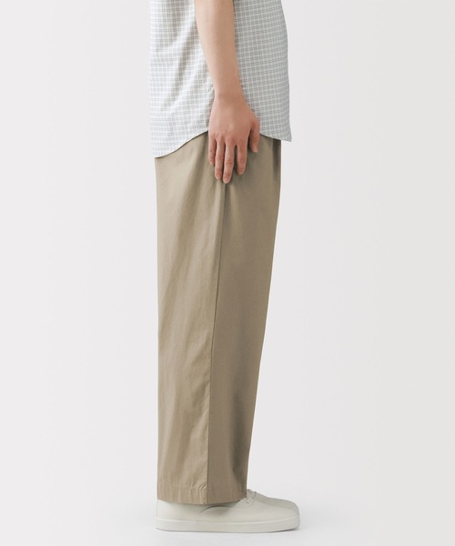 無印良品（ムジルシリョウヒン）の「紳士　涼感　タックストレートパンツ（その他パンツ・メンズ・グレー系/ブラック/ブラウン系・S/M/L/XL）」の13枚目の写真