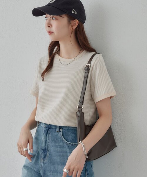 DISCOAT(ディスコート)の「【WEB限定】ポップコーンジャガードリンガーTシャツ(Tシャツ/カットソー・レディース・ブラック/ブルー/ベージュ・MEDIUM)」の17枚目の写真