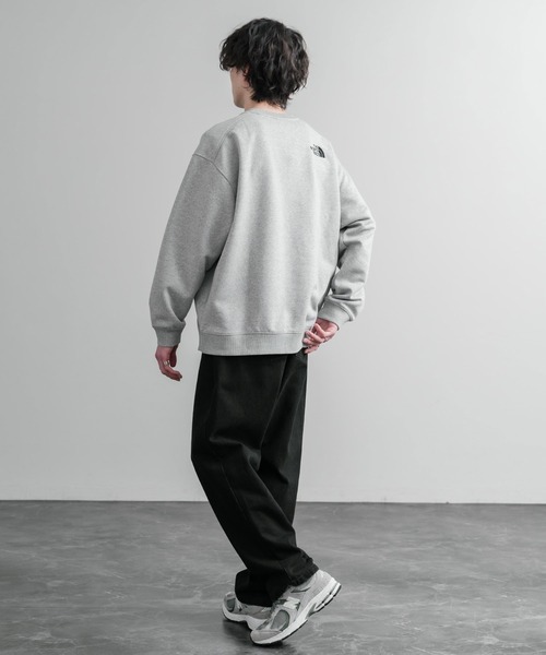 THE NORTH FACE(ザノースフェイス)の「THE NORTH FACE ザ・ノースフェイス M'S KINETIC SWEATSHIRTS 裏起毛キネティックスウェットトレーナー(スウェット・メンズ・グレー/ダークカーキ/ブラック/ベージュ・XL/M/XXL/L)」の15枚目の写真