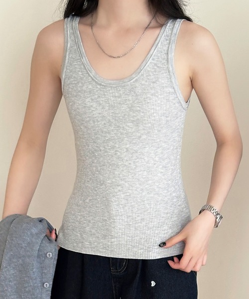 DAY CLOSET(デイ クローゼット)の「【選べる無地orボーダー】デコルテ綺麗魅せ。リブ タンクトップ レディース(タンクトップ・レディース・ブラック/チャコールグレー/アイボリー/ライトグレー/ホワイト系その他・FREE)」の5枚目の写真