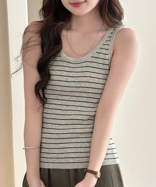 DAY CLOSET(デイ クローゼット)の「【選べる無地orボーダー】デコルテ綺麗魅せ。リブ タンクトップ レディース(タンクトップ・レディース・ブラック/チャコールグレー/アイボリー/ライトグレー/ホワイト系その他・FREE)」の6枚目の写真