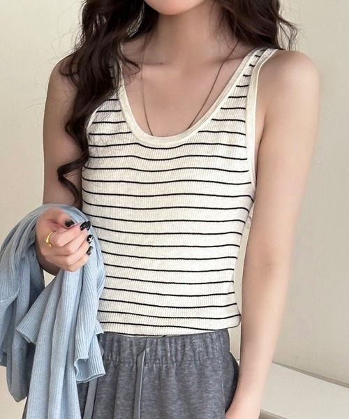 DAY CLOSET(デイ クローゼット)の「【選べる無地orボーダー】デコルテ綺麗魅せ。リブ タンクトップ レディース(タンクトップ・レディース・ブラック/チャコールグレー/アイボリー/ライトグレー/ホワイト系その他・FREE)」の17枚目の写真