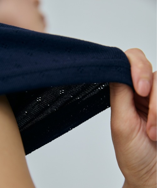 VION(ヴィオン)の「アイレットポロトップス / Eyelet Polo Tops(ポロシャツ・レディース・ネイビー/ブラック・FREE)」の17枚目の写真