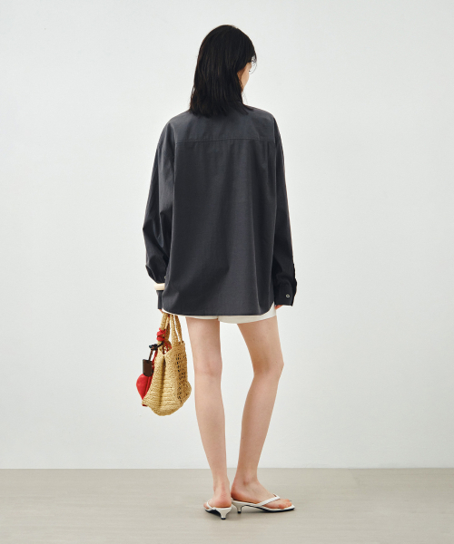 MONGDOL(モンドル)の「ソフトタッチオーバーサイズコットンシャツチャコールMDSH027CHARCOAL(シャツ/ブラウス・レディース・その他・F)」の5枚目の写真