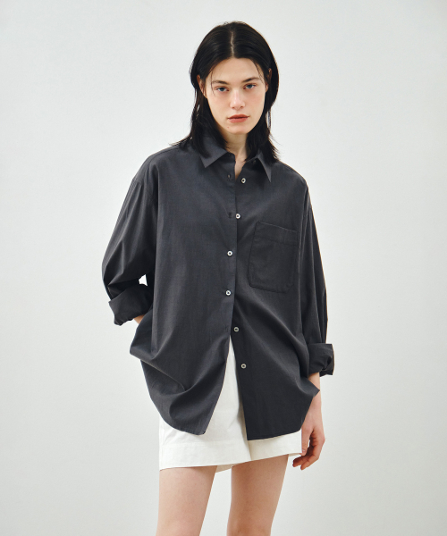 MONGDOL(モンドル)の「ソフトタッチオーバーサイズコットンシャツチャコールMDSH027CHARCOAL(シャツ/ブラウス・レディース・その他・F)」の6枚目の写真