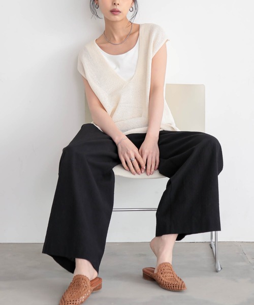 for/c(フォーシー)の「Vネックベスト【サスティナブル】(ベスト・レディース・ブラック/アイボリー・L/M)」の5枚目の写真