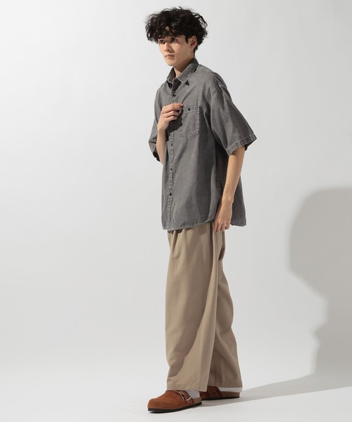 niko and...(ニコアンド)の「ケミカルライトデニムシャツ(シャツ/ブラウス・メンズ・チャコール/インディゴブルー・MEDIUM/LARGE)」の12枚目の写真