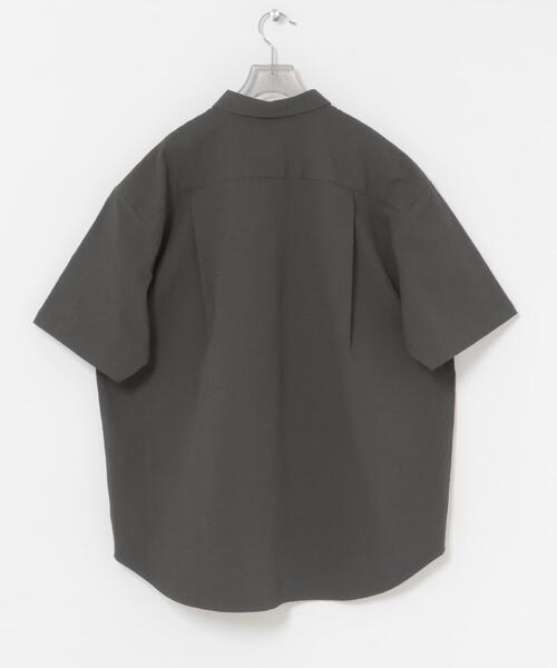 THOUSAND MILE(サウザンドマイル)の「『別注』THOUSAND MILE×URBAN RESEARCH WASHER CODE SHIRTS(シャツ/ブラウス・メンズ・チャコールグレー/ブラック/ストライプ・SMALL/MEDIUM/LARGE)」の7枚目の写真