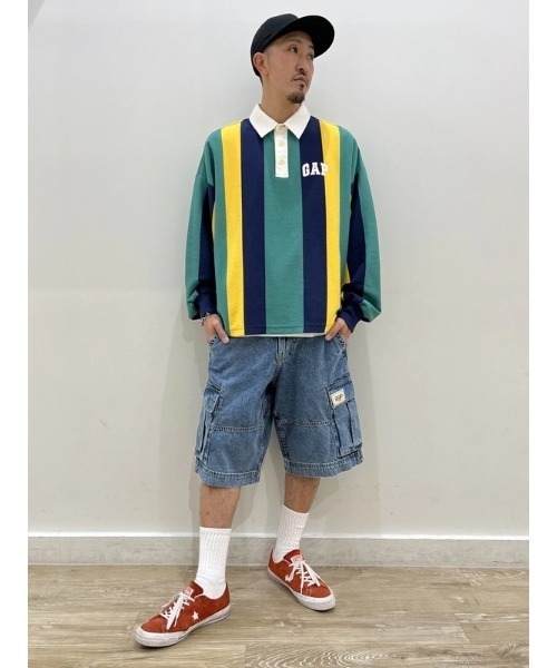 GAP(ギャップ)の「Gap × Sean Wotherspoon オーバーサイズ ストライプポロシャツ(ポロシャツ・メンズ・ブルー・L/S/XL/M/XS)」の7枚目の写真