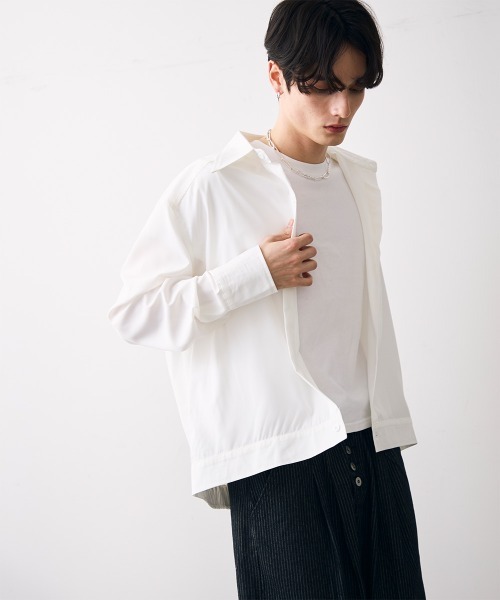 Shoowtime(ショウタイム)の「Ribbed short-length shirt / リブ付きショート丈シャツ(シャツ/ブラウス・メンズ・ホワイト/ブラック・MEDIUM/LARGE/X-LARGE)」の8枚目の写真