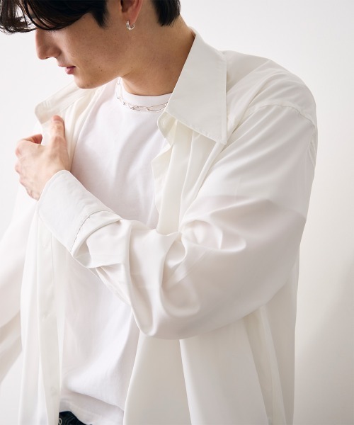Shoowtime(ショウタイム)の「Ribbed short-length shirt / リブ付きショート丈シャツ(シャツ/ブラウス・メンズ・ホワイト/ブラック・MEDIUM/LARGE/X-LARGE)」の9枚目の写真