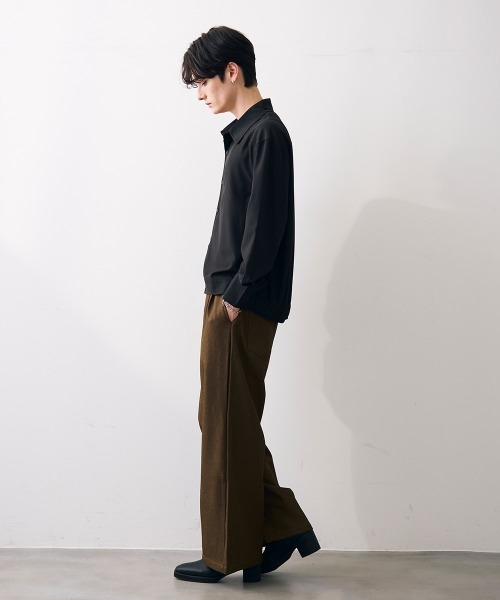 Shoowtime(ショウタイム)の「Ribbed short-length shirt / リブ付きショート丈シャツ(シャツ/ブラウス・メンズ・ホワイト/ブラック・MEDIUM/LARGE/X-LARGE)」の21枚目の写真