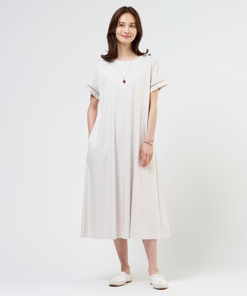 J.PRESS(ジェイプレス)の「コットンスムース ワンピース(ワンピース・レディース・ライトグレー系/ブラウン系/サックスブルー系/ネイビー系・T13/T15)」の11枚目の写真