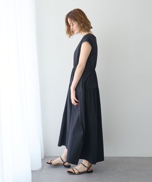 YECCA VECCA(イェッカヴェッカ)の「【適ON】ギャザーロングワンピース(ワンピース・レディース・ブラック/ライトベージュ・FREE)」の8枚目の写真