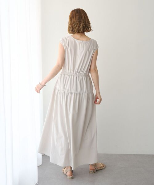 YECCA VECCA(イェッカヴェッカ)の「【適ON】ギャザーロングワンピース(ワンピース・レディース・ブラック/ライトベージュ・FREE)」の20枚目の写真