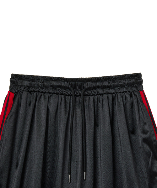 MIHAK(ミハク)の「エステティッククラブジャージハーフパンツ(ブラック)(その他パンツ・メンズ・その他・1/2)」の3枚目の写真