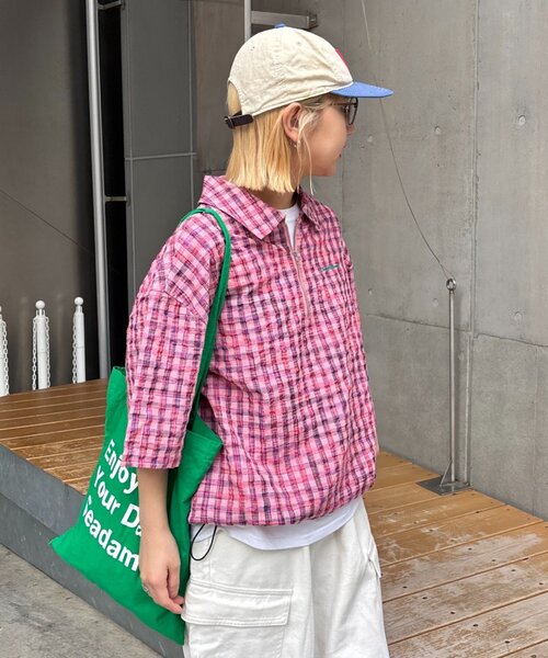 SOUNDSGOOOOD（サウンズグッド）の「【SOUNDS GOOOOD】ネオンハーフジップシャツ（シャツ/ブラウス・メンズ・ピンク/グリーン・ONE SIZE）」の6枚目の写真