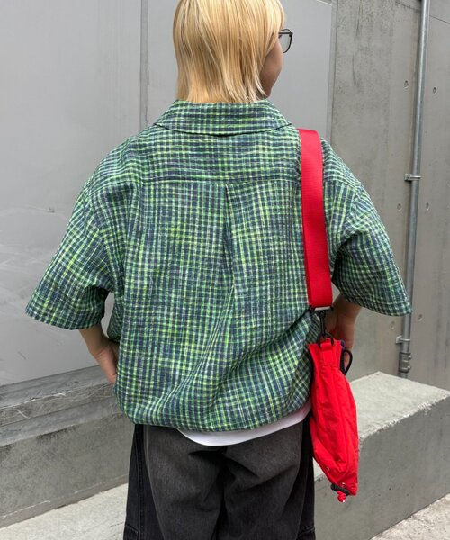 SOUNDSGOOOOD（サウンズグッド）の「【SOUNDS GOOOOD】ネオンハーフジップシャツ（シャツ/ブラウス・メンズ・ピンク/グリーン・ONE SIZE）」の13枚目の写真
