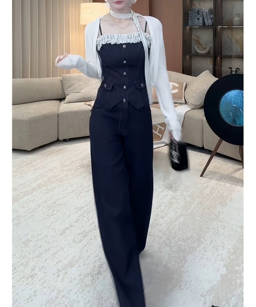 FAVORITO(ファヴォリート)の「デニムキャミソールパンツセットアップ(セットアップ・レディース・ダークブルー・XL/L/M/S)」の4枚目の写真