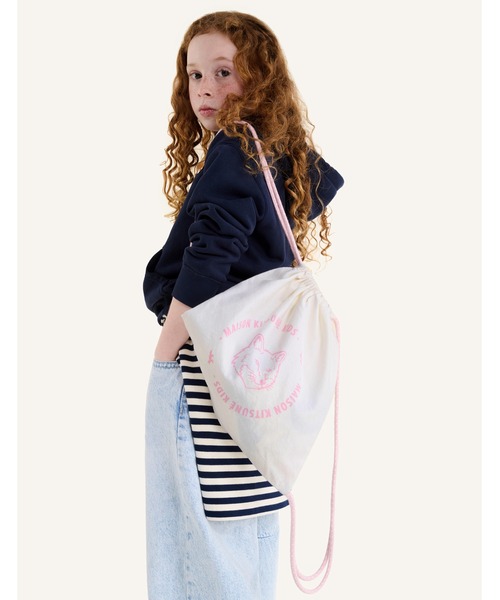 Maison Kitsune(メゾンキツネ)の「FOX HEAD KID CANVAS BACKPACK(バックパック/リュック・キッズ・ベビーピンク/ネイビー・U)」の2枚目の写真