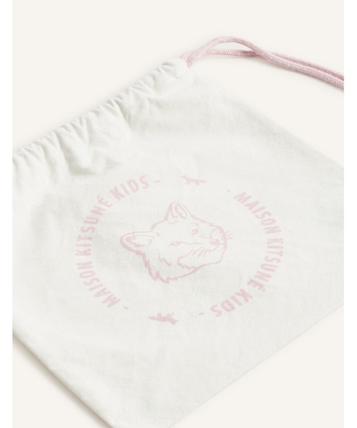 Maison Kitsune(メゾンキツネ)の「FOX HEAD KID CANVAS BACKPACK(バックパック/リュック・キッズ・ベビーピンク/ネイビー・U)」の6枚目の写真