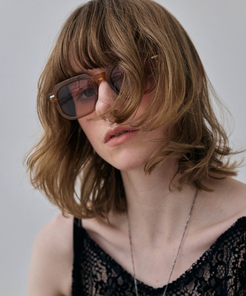 flaeu(フラユ)の「Classic Wellington Sunglasses(サングラス・レディース・ブラウン/オリーブ/ブラック・FREE)」の3枚目の写真