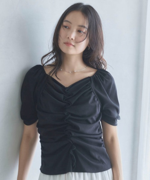 archives(アルシーヴ)の「【ONかわ】ギャザーカットTOPS(Tシャツ/カットソー・レディース・ブルー/オフホワイト/ブラック・MEDIUM)」の3枚目の写真