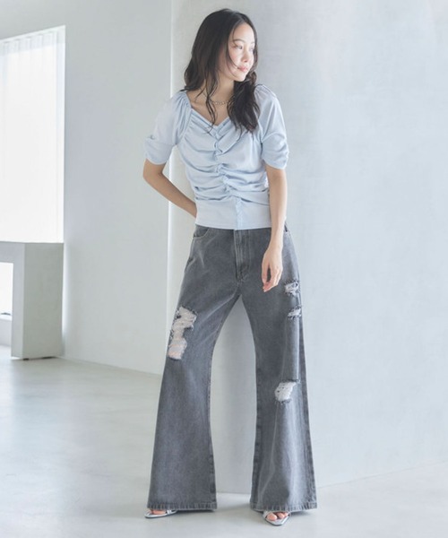 archives(アルシーヴ)の「【ONかわ】ギャザーカットTOPS(Tシャツ/カットソー・レディース・ブルー/オフホワイト/ブラック・MEDIUM)」の16枚目の写真