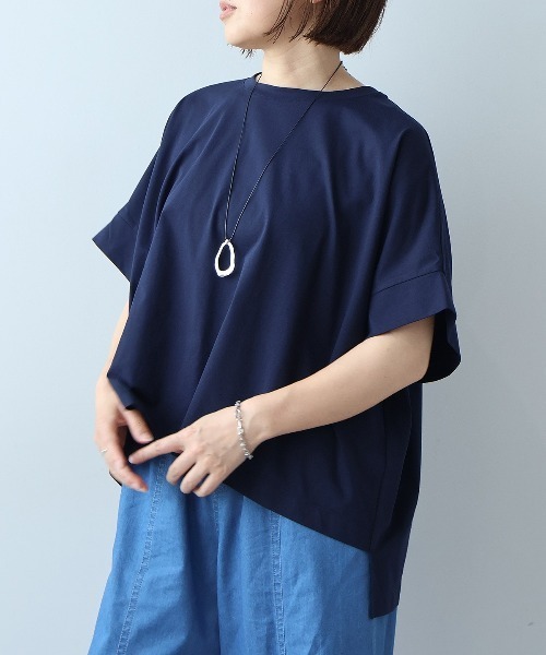 leswel(レスウェル)の「【WEB/一部店舗限定】【M~5L】シルケット天竺ドルマンスリーブTシャツ(Tシャツ/カットソー・レディース・キャメル/ライトグレー/ネイビー・M/4L/LL)」の12枚目の写真